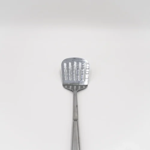 2303-szeletfordito-racsos-szeletkiemelo-33-cm